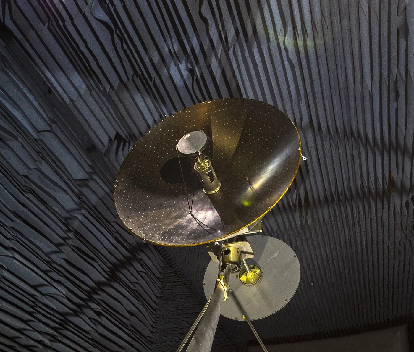 Reflector antenna under test inside an anechoic chamber
